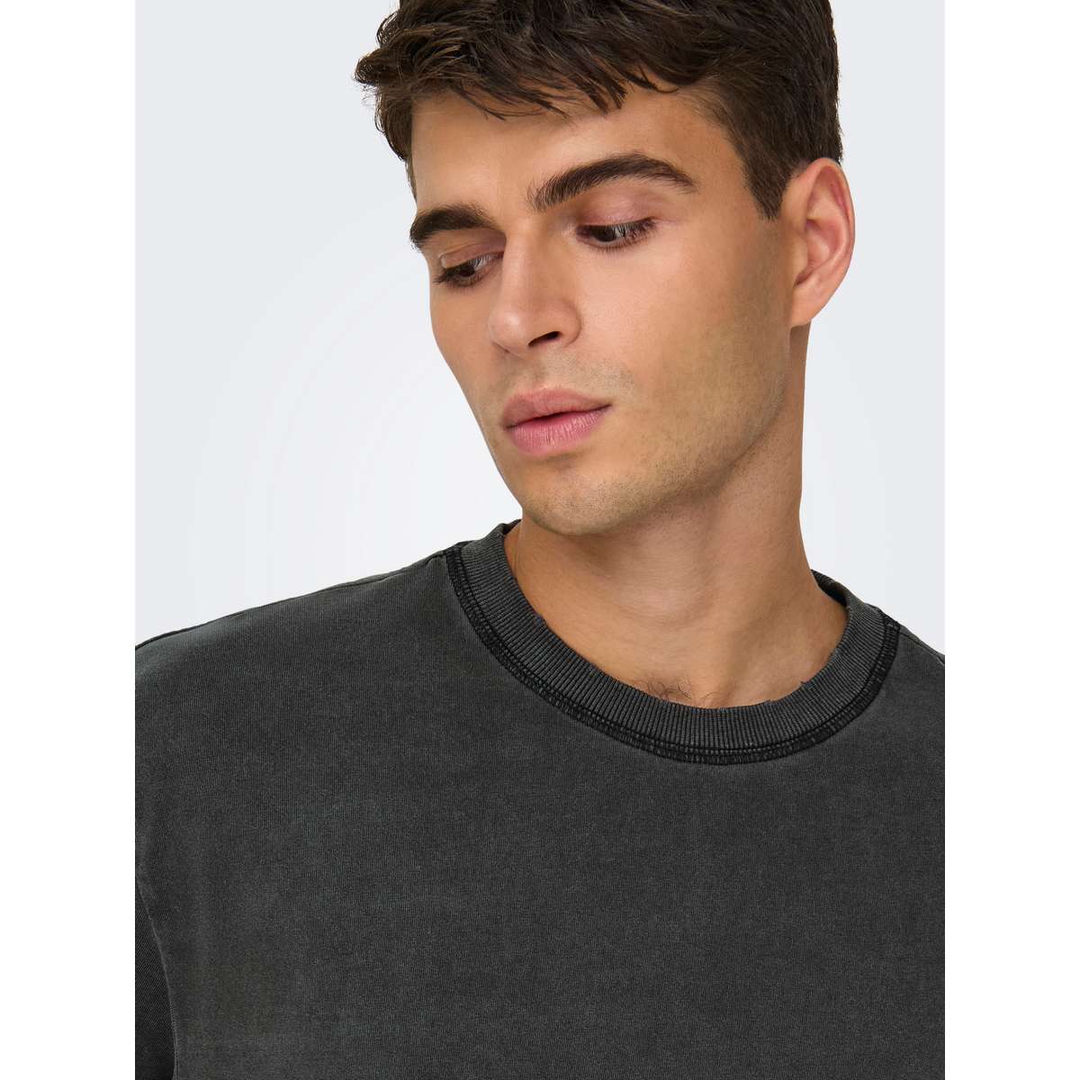 ONLY & SONS MEN΄S RELAXED FIT COTTON DISTRESS T-SHIRT BLACK